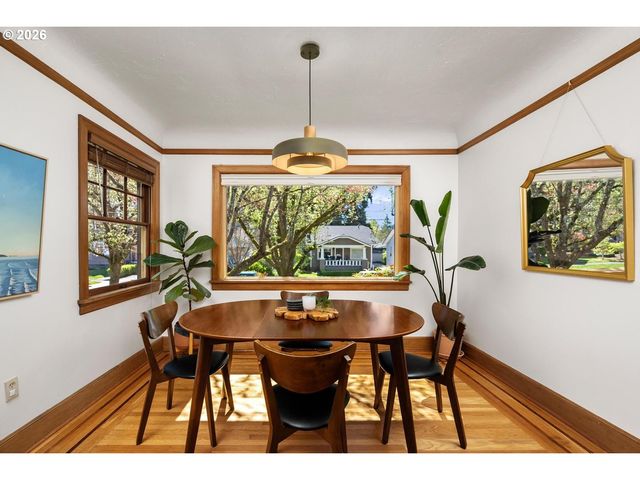 3563 Ne MORRIS St, Portland, OR 97212