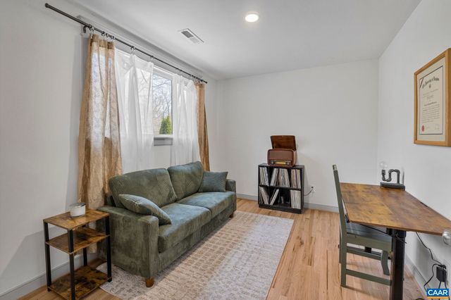 4939 RICHMOND RD, Keswick, VA 22947