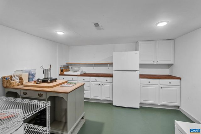4939 RICHMOND RD, Keswick, VA 22947