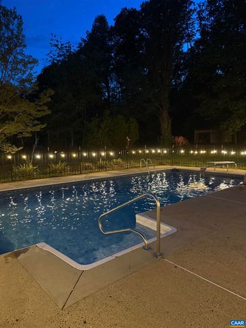 4939 RICHMOND RD, Keswick, VA 22947