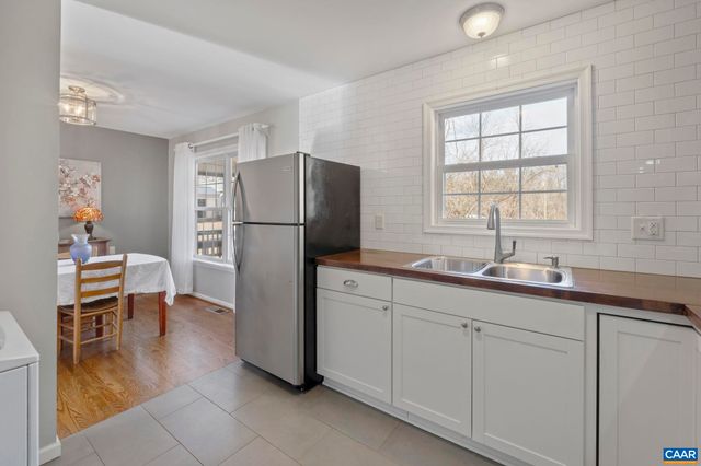 4939 RICHMOND RD, Keswick, VA 22947