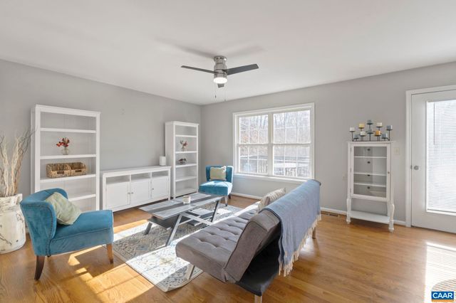 4939 RICHMOND RD, Keswick, VA 22947