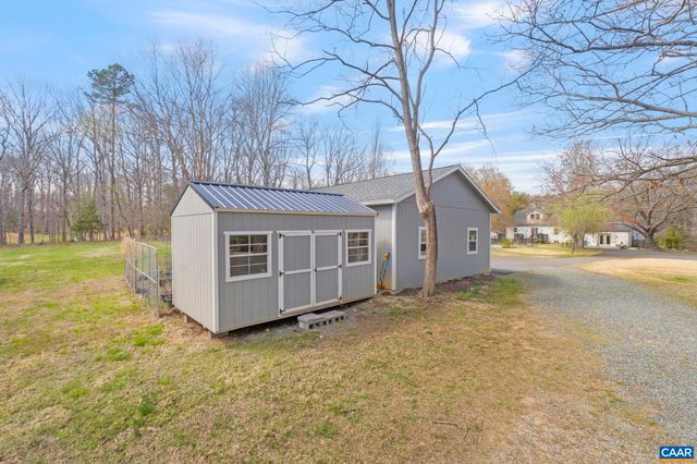 4939 RICHMOND RD, Keswick, VA 22947