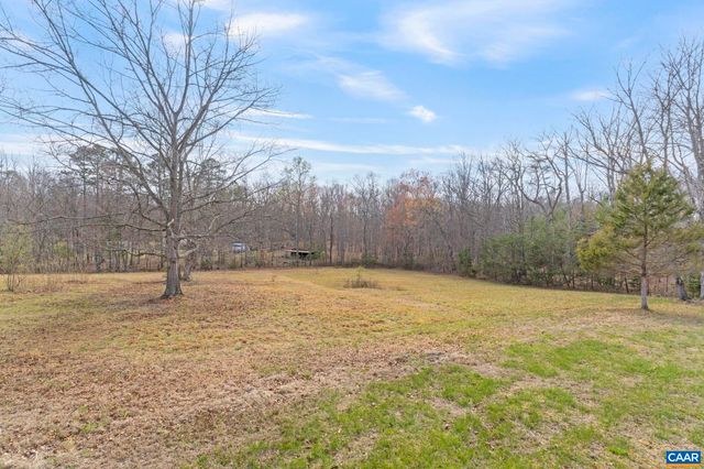 4939 RICHMOND RD, Keswick, VA 22947