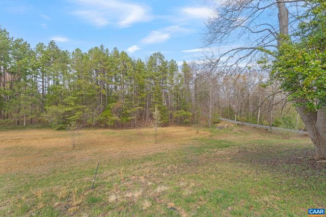 4939 RICHMOND RD, Keswick, VA 22947