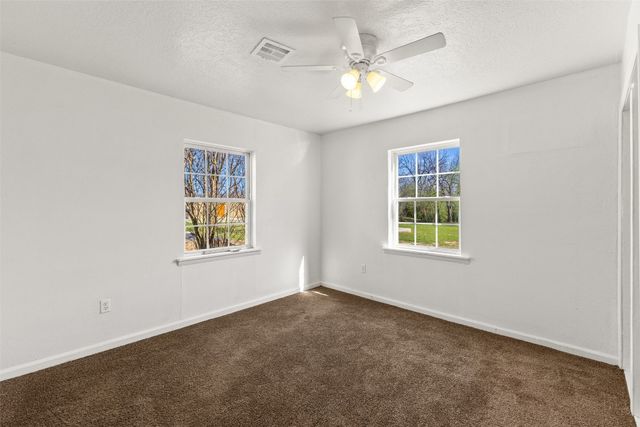 211 S Pine Street, Stratford, OK 74872