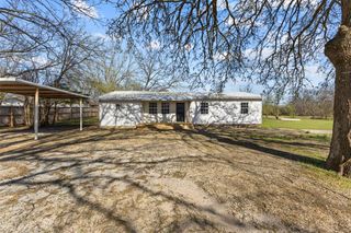 211 S Pine Street, Stratford, OK 74872