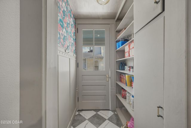 405 S Moffet Avenue, Joplin, MO 64801