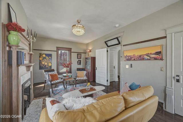 405 S Moffet Avenue, Joplin, MO 64801