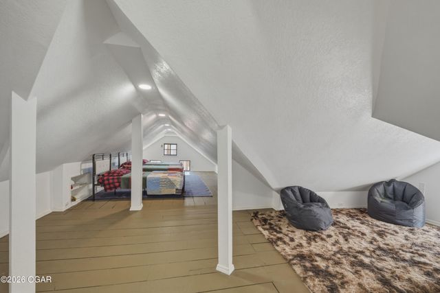 405 S Moffet Avenue, Joplin, MO 64801