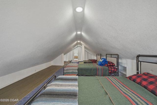 405 S Moffet Avenue, Joplin, MO 64801