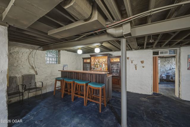 405 S Moffet Avenue, Joplin, MO 64801