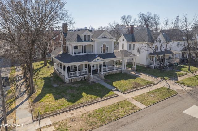 405 S Moffet Avenue, Joplin, MO 64801