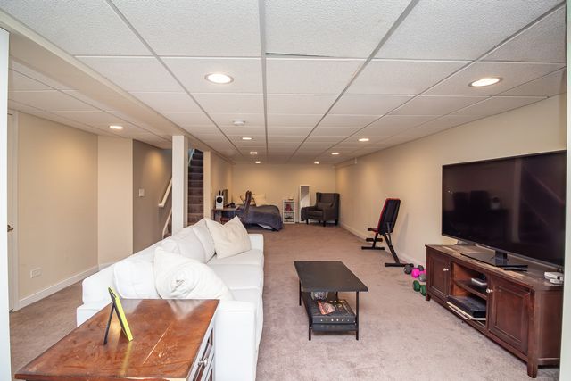 597 Nash Road, Crystal Lake, IL 60014
