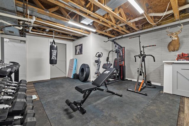 W266S8655 Rustic View LANE, Mukwonago, WI 53149