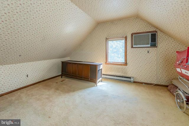 75 N MAIN ST, Mullica Hill, NJ 08062