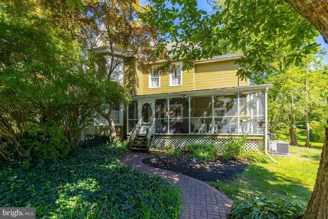 75 N MAIN ST, Mullica Hill, NJ 08062