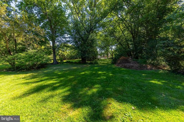 75 N MAIN ST, Mullica Hill, NJ 08062