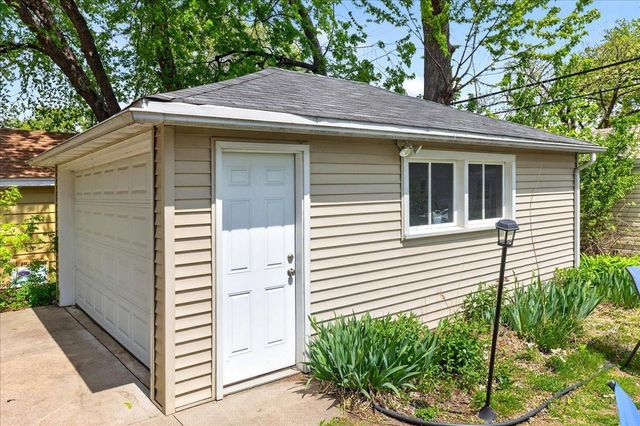 4506 Yates Avenue N, Crystal, MN 55422