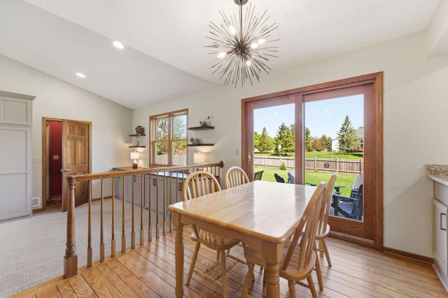 6989 Wyndham Alcove, Woodbury, MN 55125