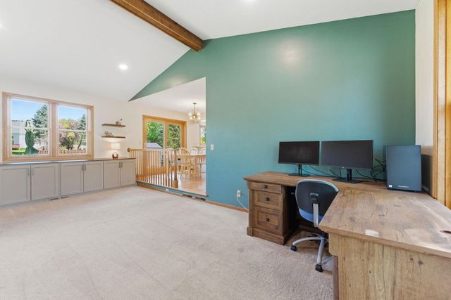 6989 Wyndham Alcove, Woodbury, MN 55125