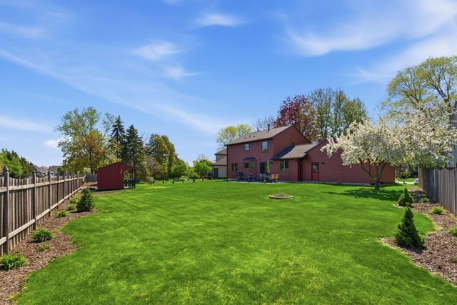 6989 Wyndham Alcove, Woodbury, MN 55125