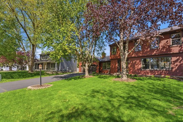6989 Wyndham Alcove, Woodbury, MN 55125