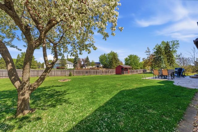 6989 Wyndham Alcove, Woodbury, MN 55125
