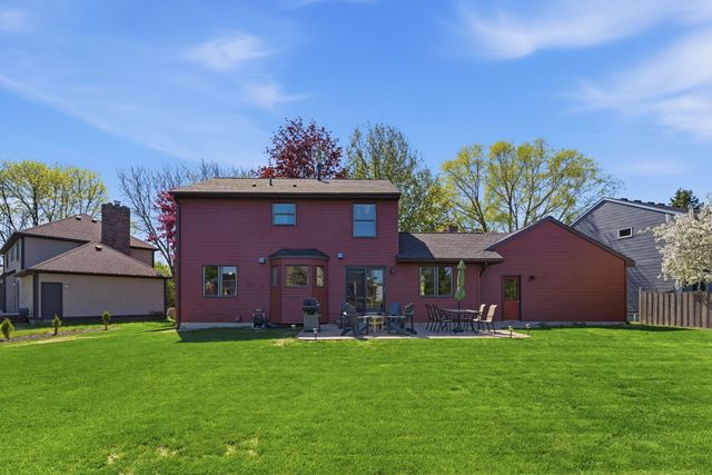 6989 Wyndham Alcove, Woodbury, MN 55125