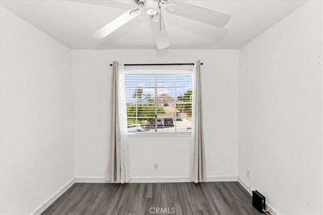 421 Yellowstone, Corona, CA 92879