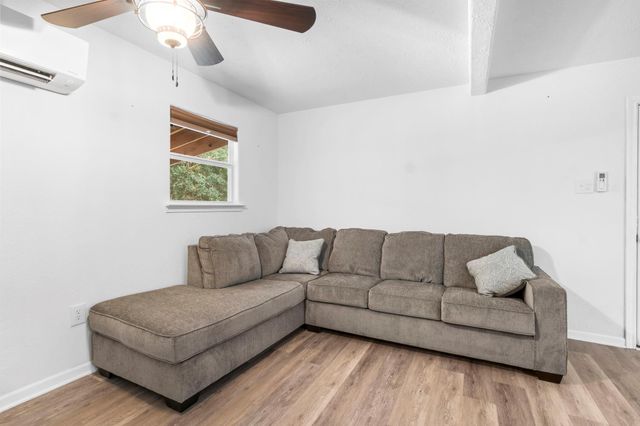 1276 Mill Gate Road, Livingston, TX 77351