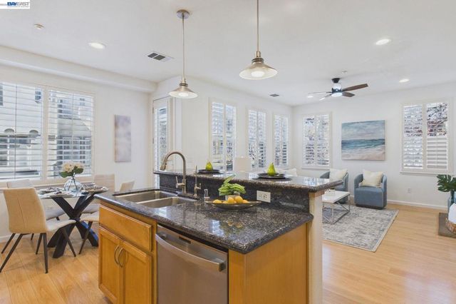 2352 Millstream Ln, San Ramon, CA 94582