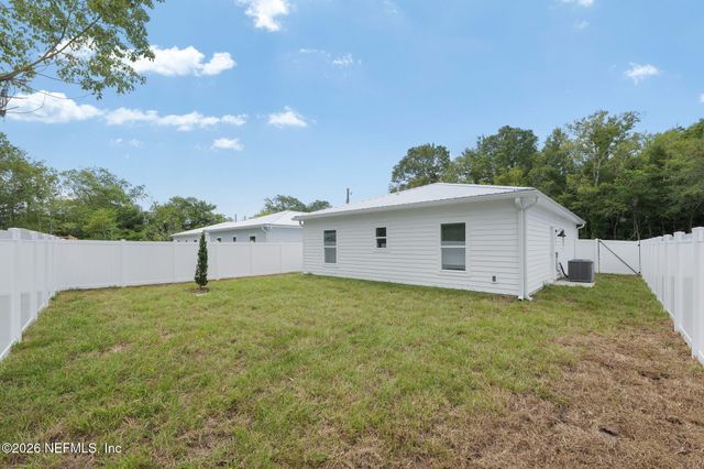 882 W 4TH Street, St. Augustine, FL 32084