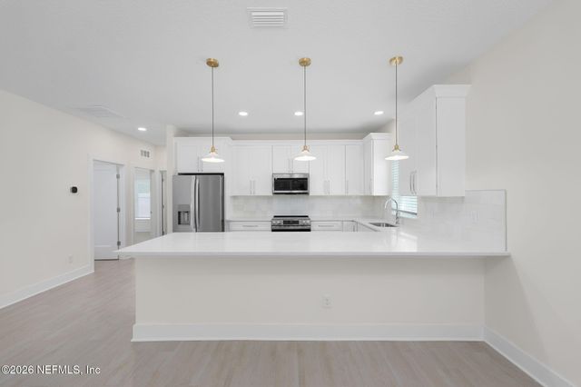 882 W 4TH Street, St. Augustine, FL 32084