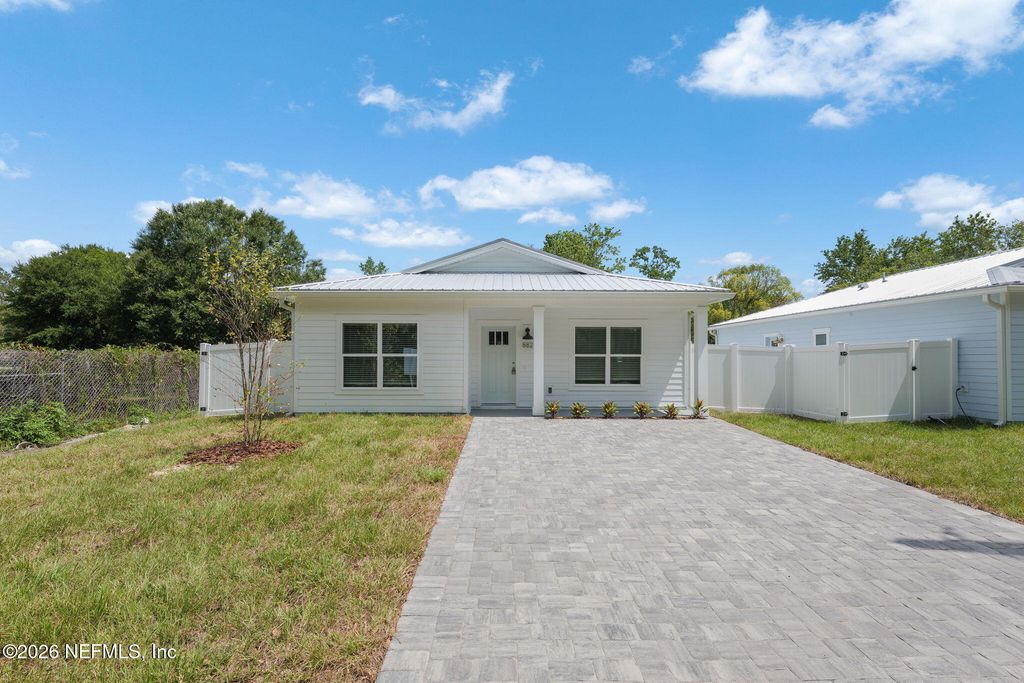 882 W 4TH Street, St. Augustine, FL 32084