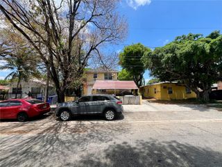 1029 NW 28th St 2, Miami, FL 33127