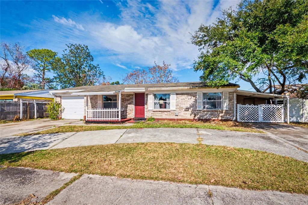 Image 1 of property listing at 10969 WITCHAVEN STREET, Jacksonville, FL 32246