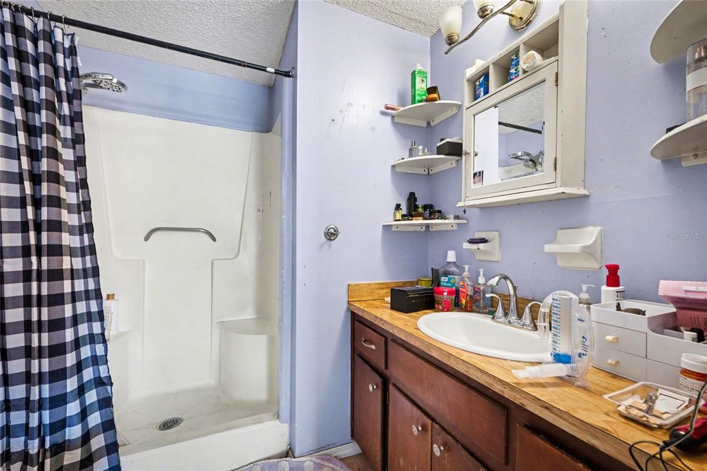 Image 36 of property listing at 10969 WITCHAVEN STREET, Jacksonville, FL 32246