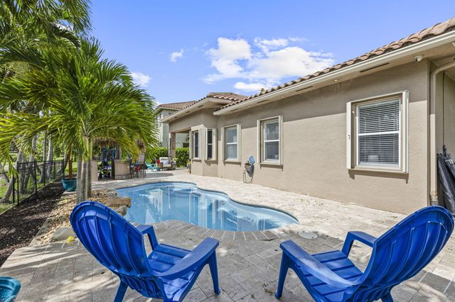 455 Cresta Circle, West Palm Beach, FL 33413