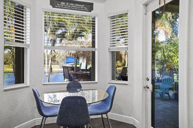 455 Cresta Circle, West Palm Beach, FL 33413