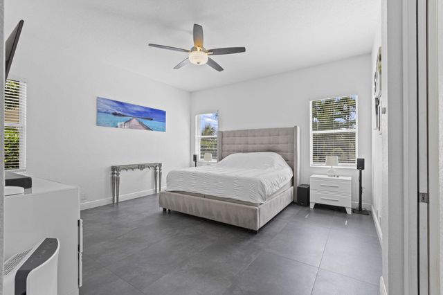 455 Cresta Circle, West Palm Beach, FL 33413