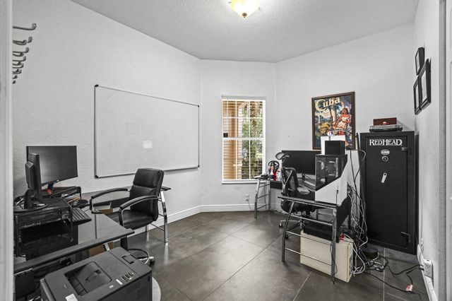 455 Cresta Circle, West Palm Beach, FL 33413