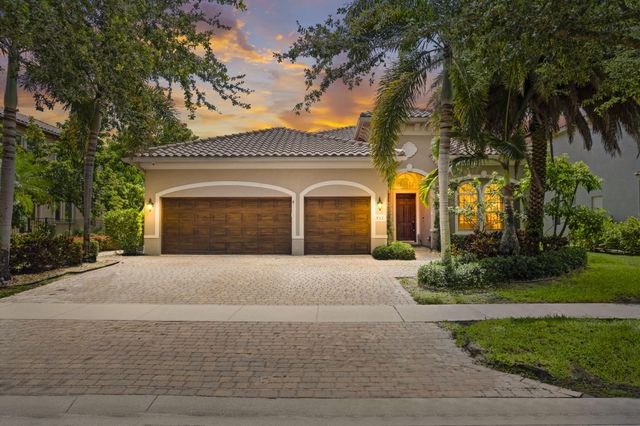455 Cresta Circle, West Palm Beach, FL 33413