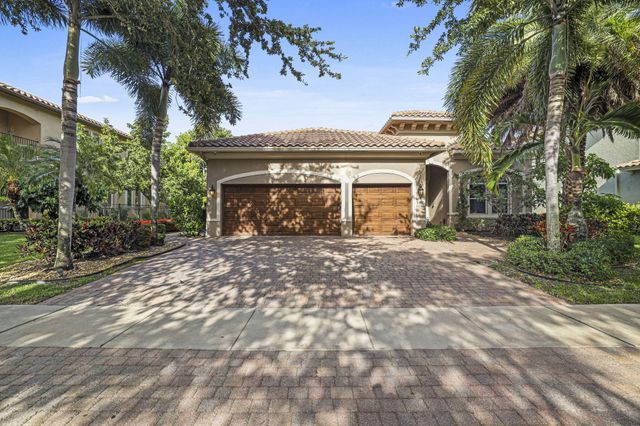 455 Cresta Circle, West Palm Beach, FL 33413
