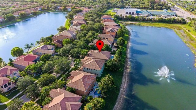 455 Cresta Circle, West Palm Beach, FL 33413