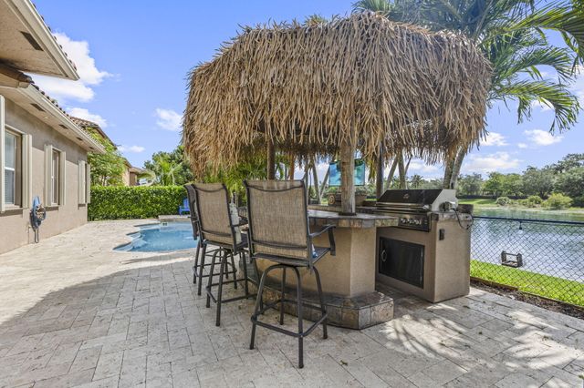 455 Cresta Circle, West Palm Beach, FL 33413