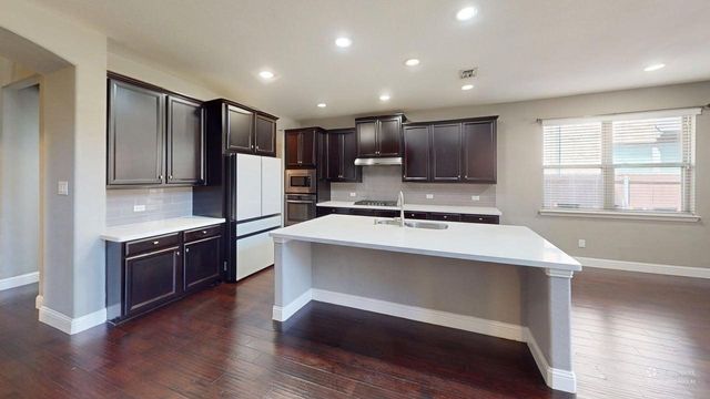 2609 Marble Creek Drive, The Colony, TX 75056