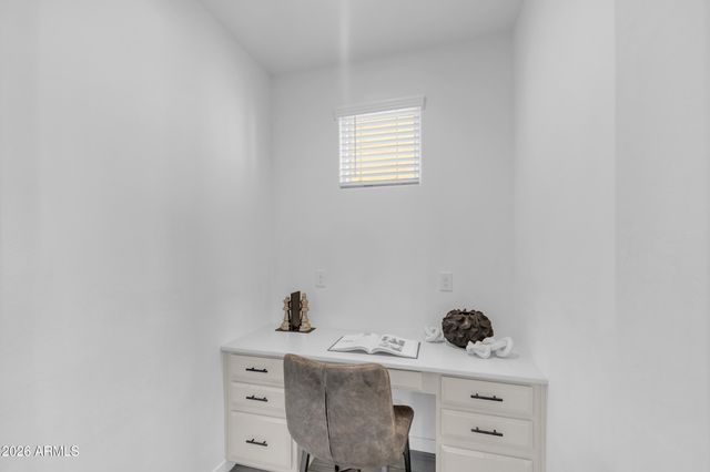1188 S SUNSET Drive, Chandler, AZ 85286