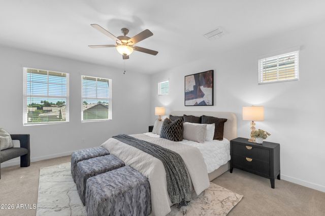 1188 S SUNSET Drive, Chandler, AZ 85286
