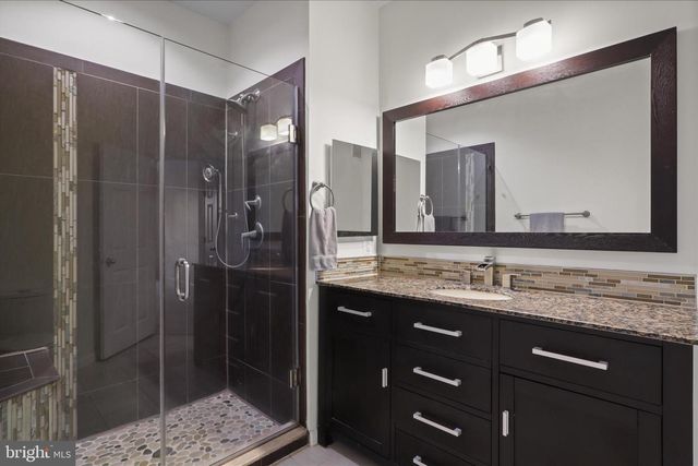 2301 25TH ST S #4-306, Arlington, VA 22206